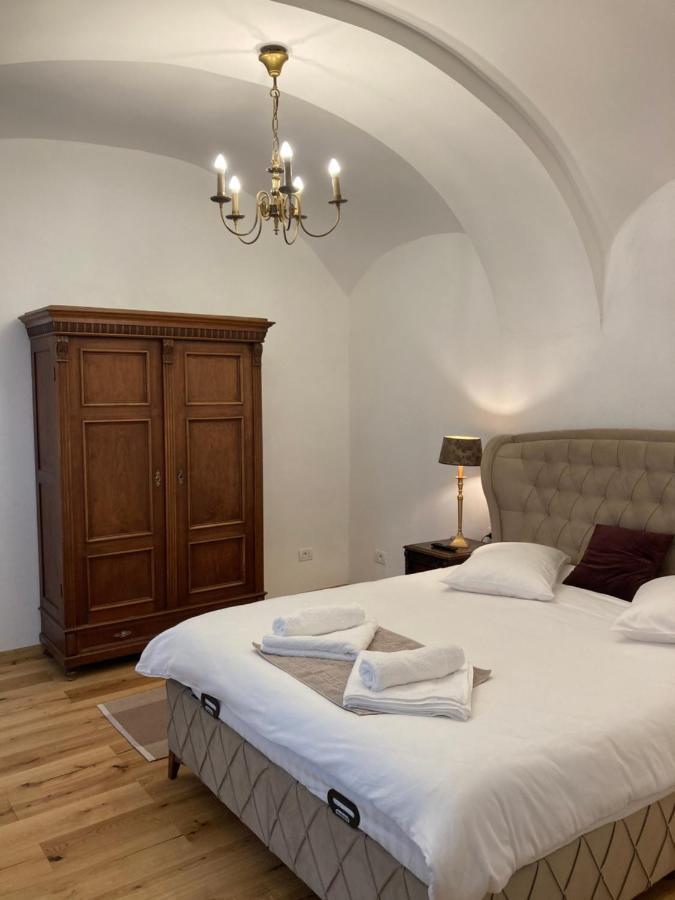 Historical Center Residence 1 Sibiu Luaran gambar