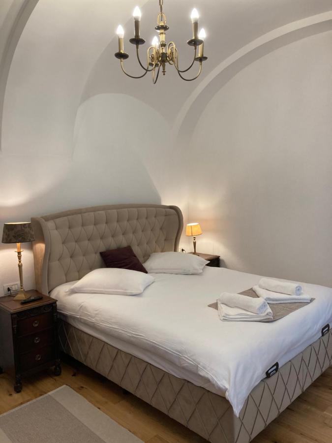 Historical Center Residence 1 Sibiu Luaran gambar