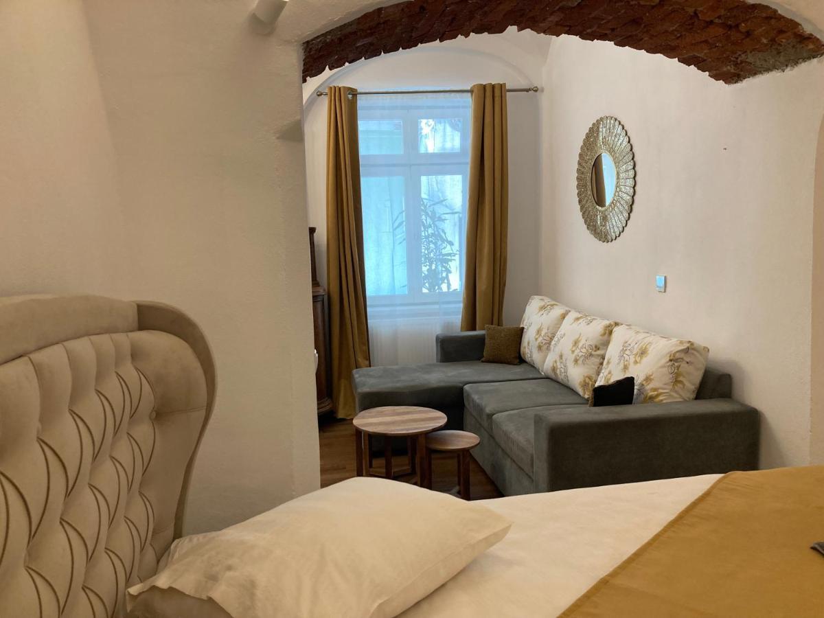 Historical Center Residence 1 Sibiu Luaran gambar
